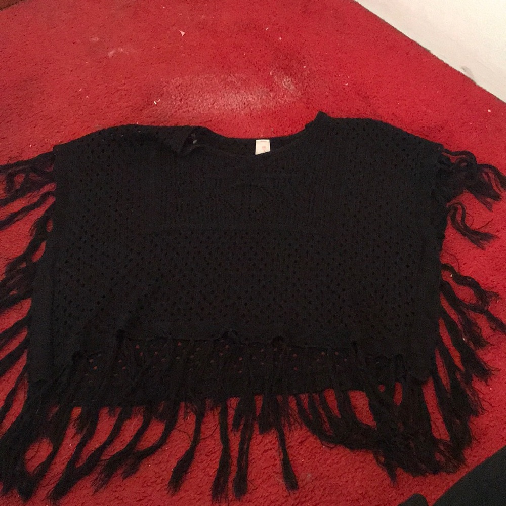 Black lace yarn shirt